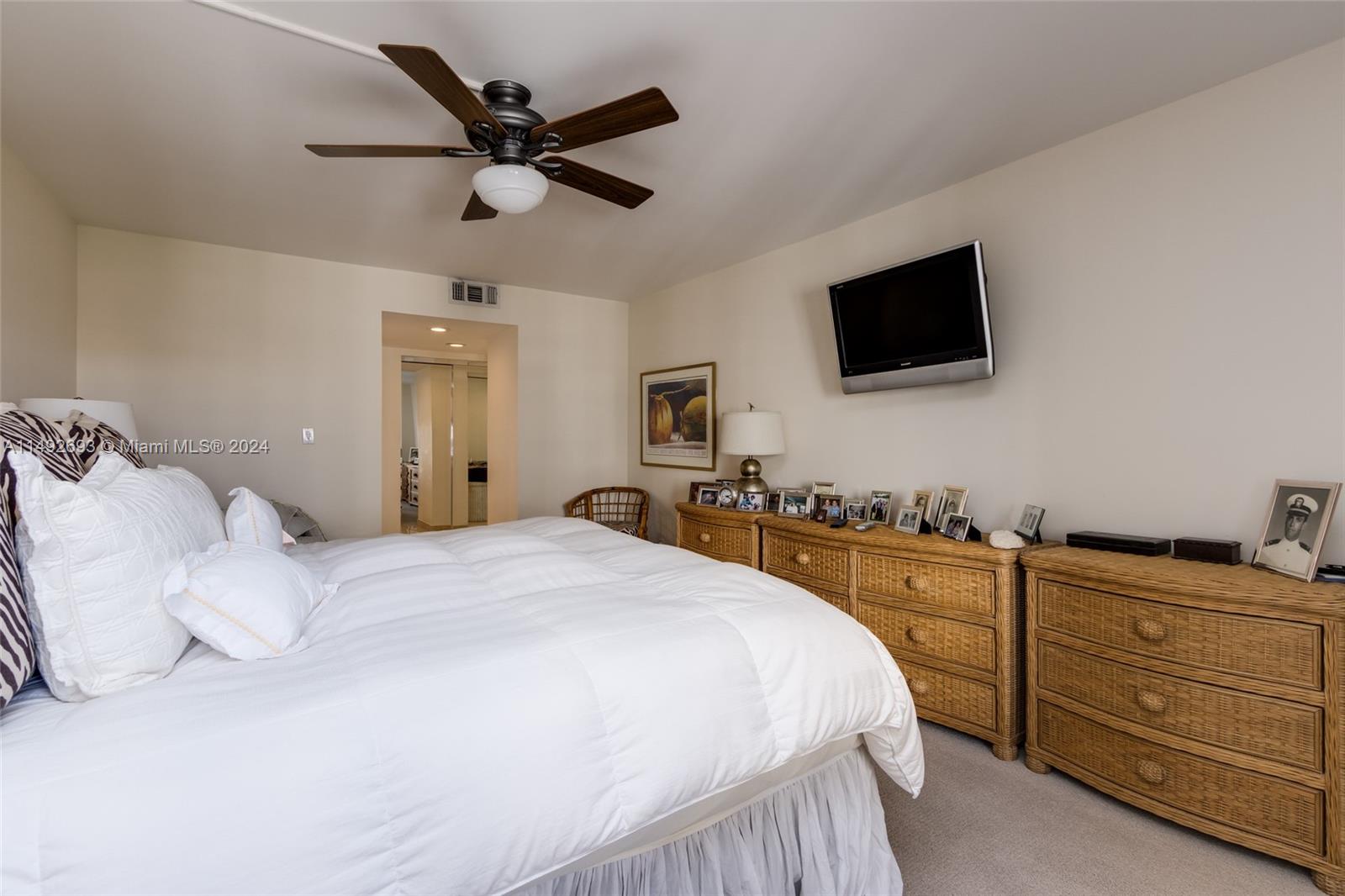 THE CLIPPER AT BISC COVE - Residential