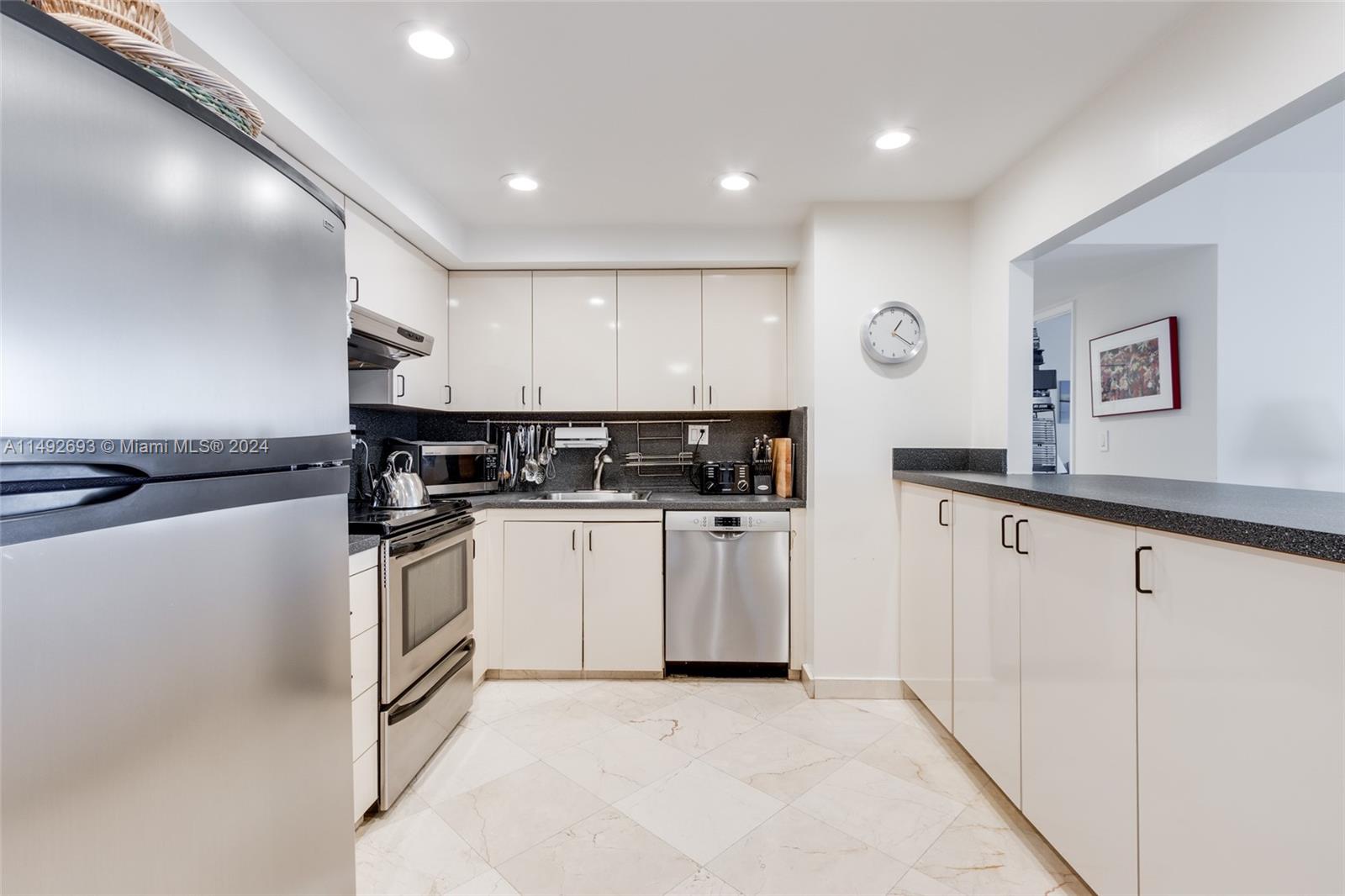 THE CLIPPER AT BISC COVE - Residential