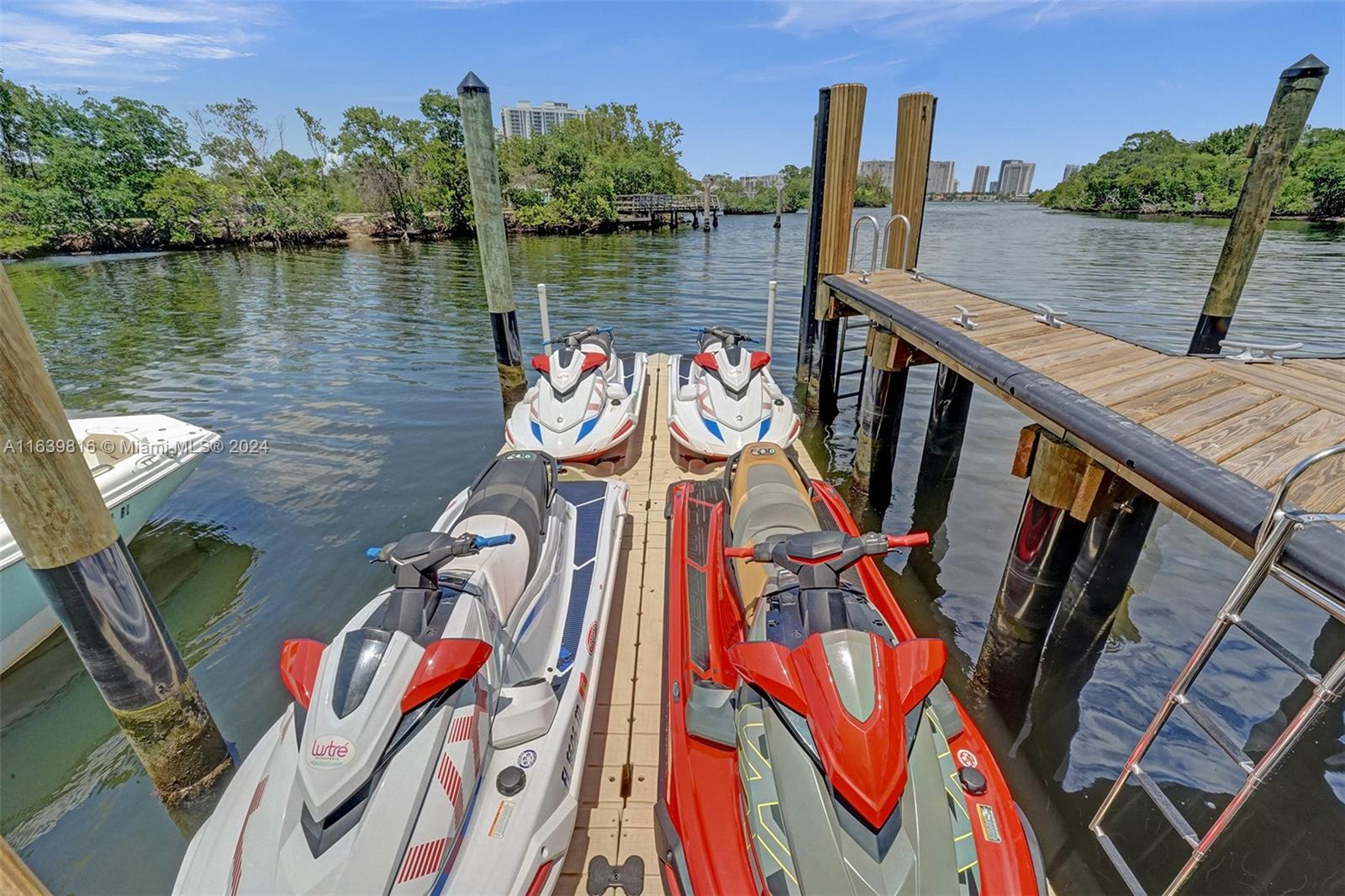 THE HARBOUR NORTH CONDO - Residential Lease