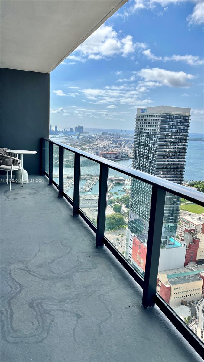 GALE MIAMI HOTEL AND RESID - Residential