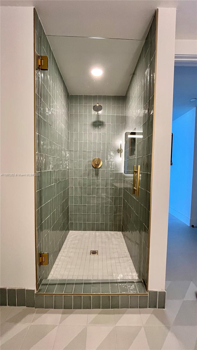 GALE MIAMI HOTEL AND RESID - Residential