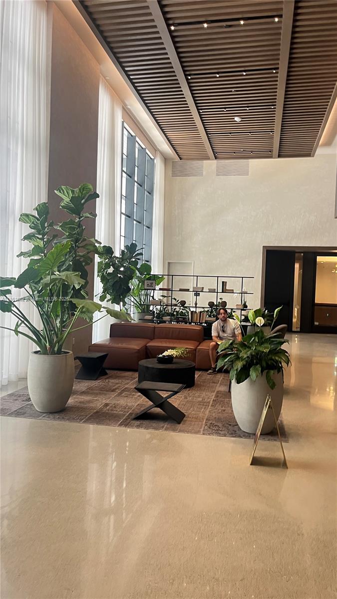 GALE MIAMI HOTEL AND RESID - Residential