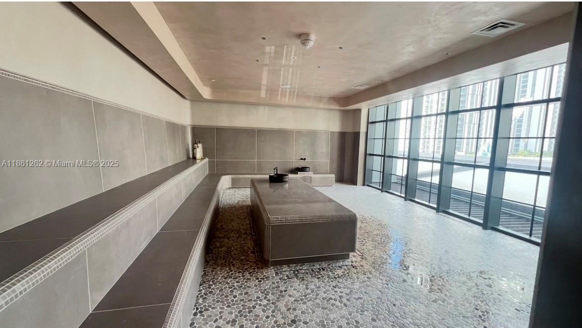 GALE MIAMI HOTEL AND RESID - Residential