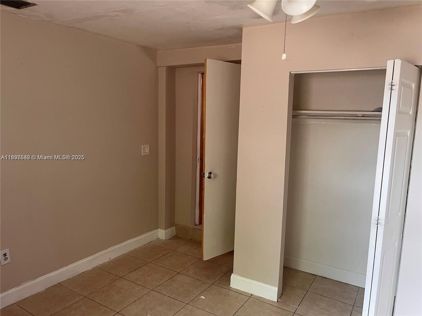 IVES ESTATES SEC 4 - Residential Lease
