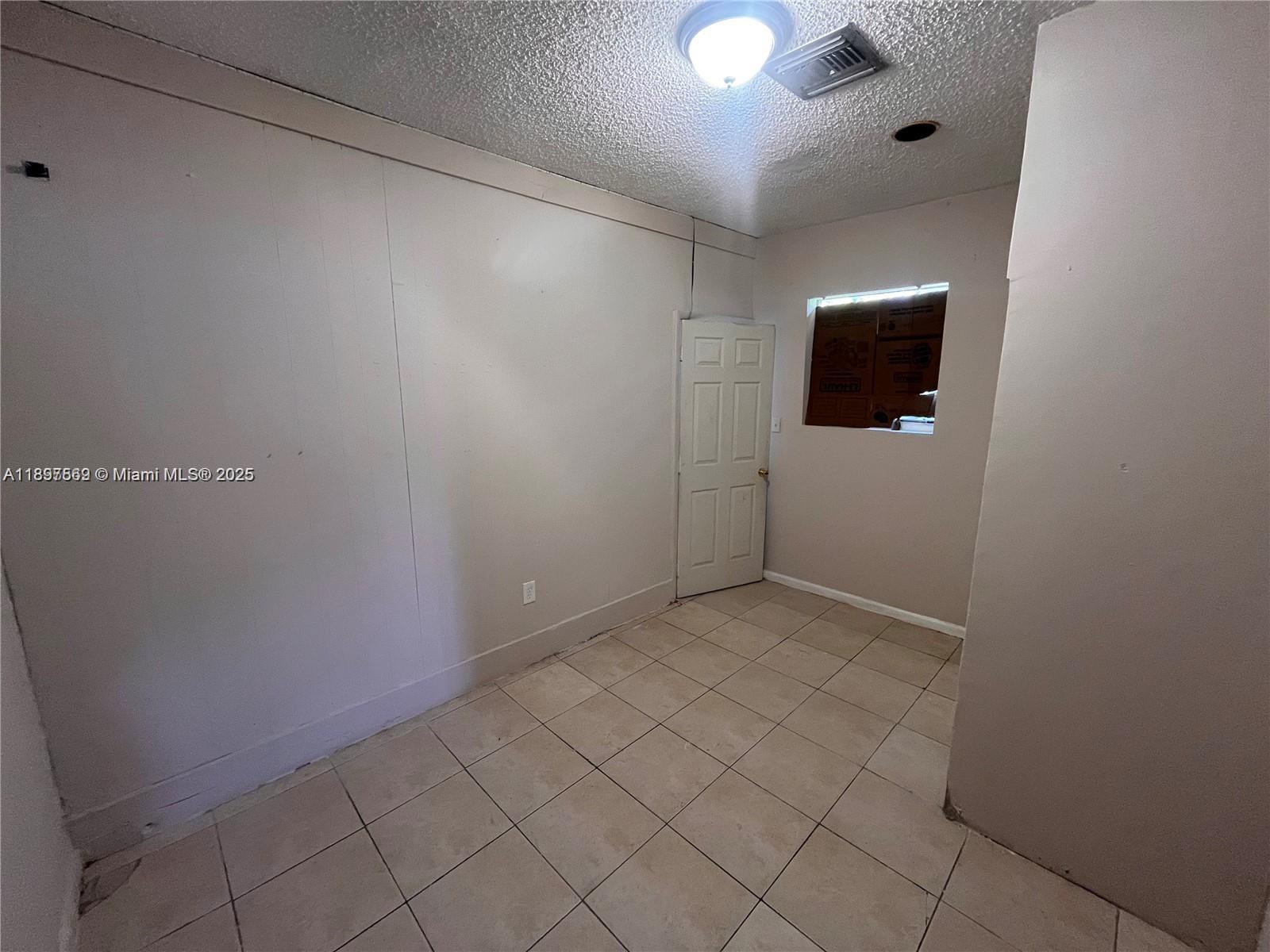 IVES ESTATES SEC 4 - Residential Lease
