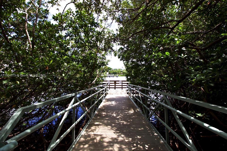 THE YACHT CLUB AT AVENTUR - Residential Lease