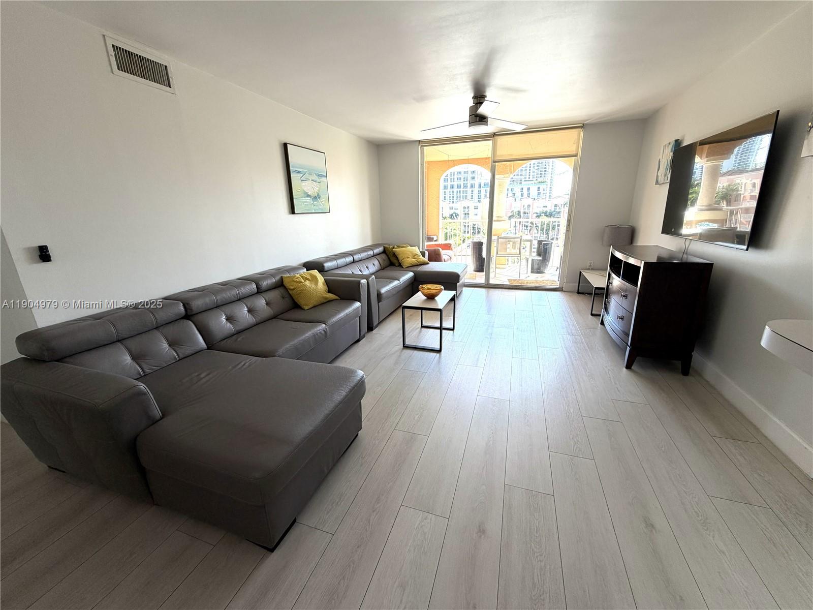 THE YACHT CLUB AT AVENTUR - Residential Lease