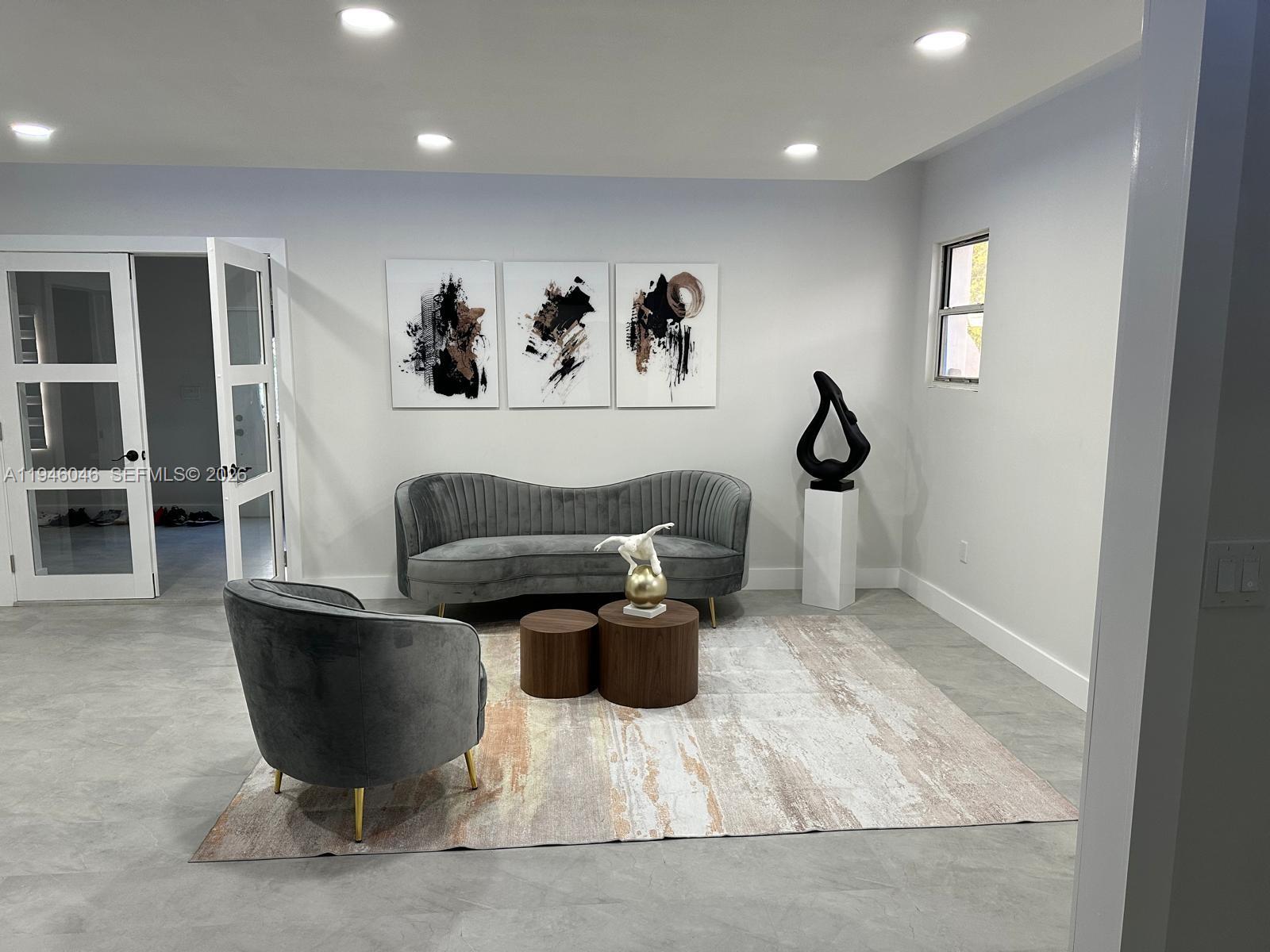 GLENROYAL SUB - Residential