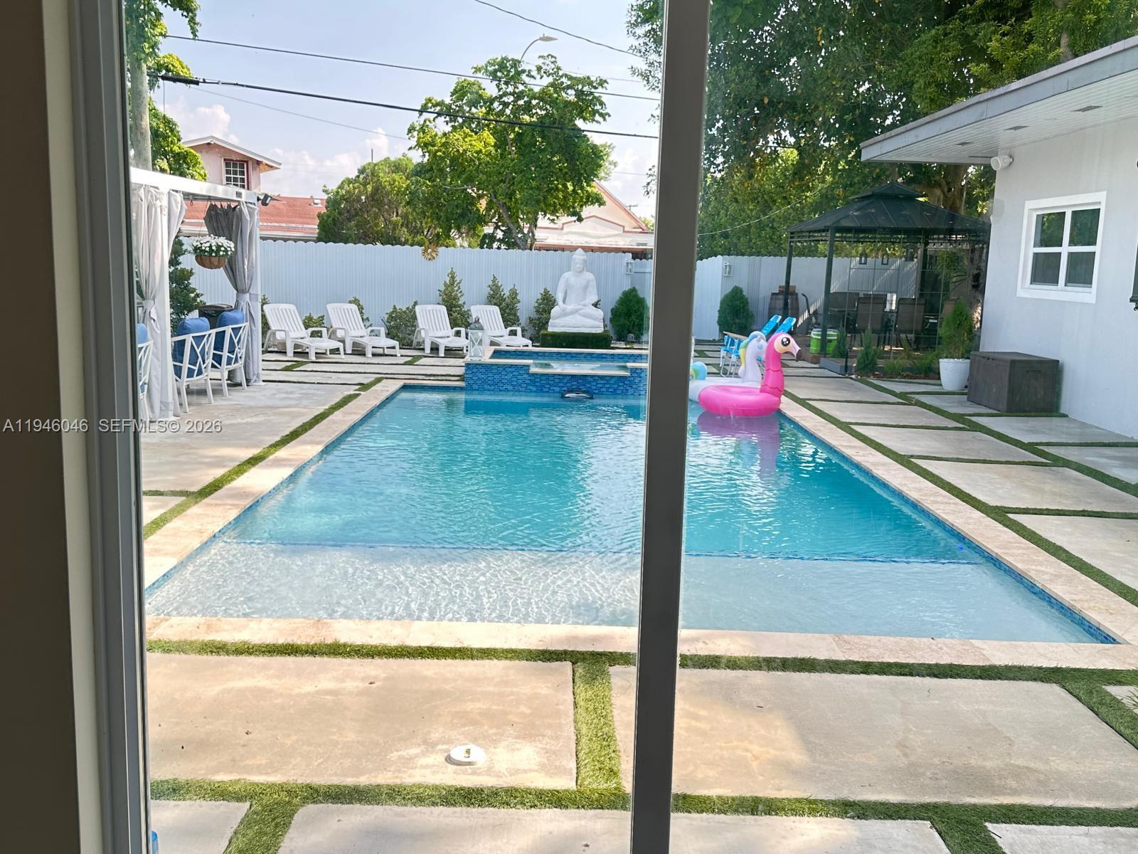 GLENROYAL SUB - Residential