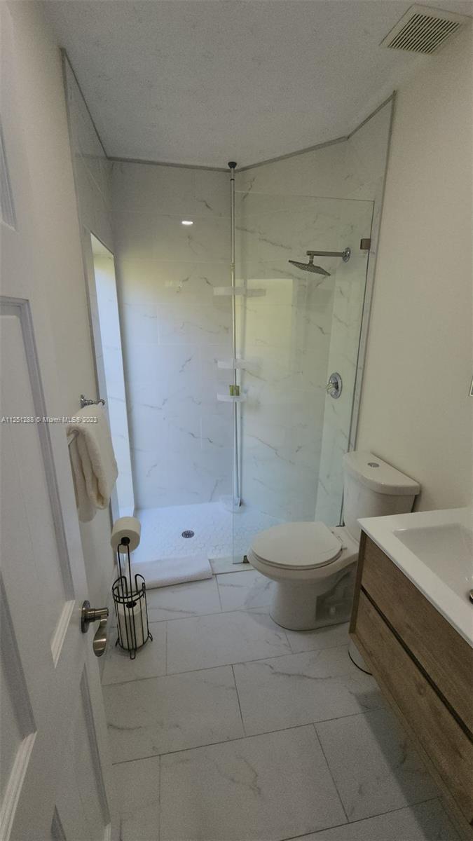 KEYSTONE ISLAND NO 5 - Residential