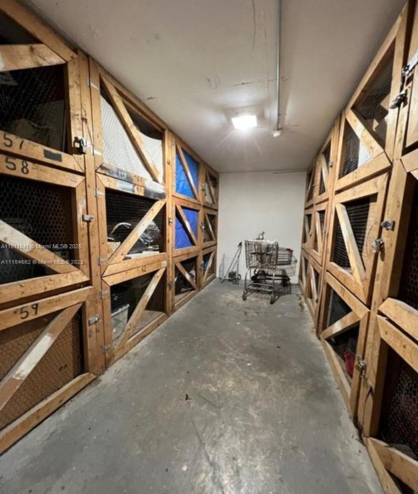 SANTA MONICA CONDOMINIUM - Residential Lease