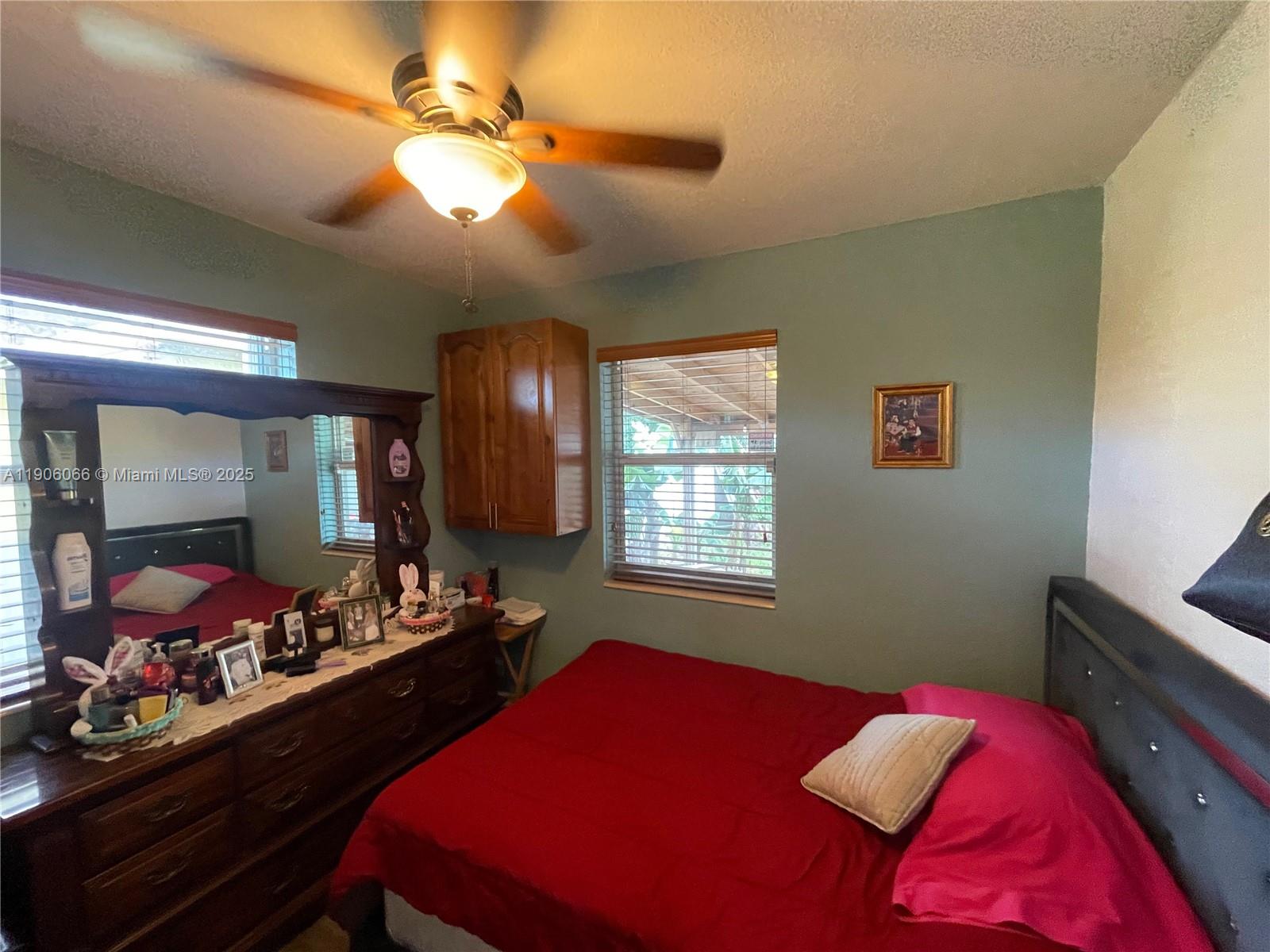 EVERGLADES AVE HTS ADDN - Residential