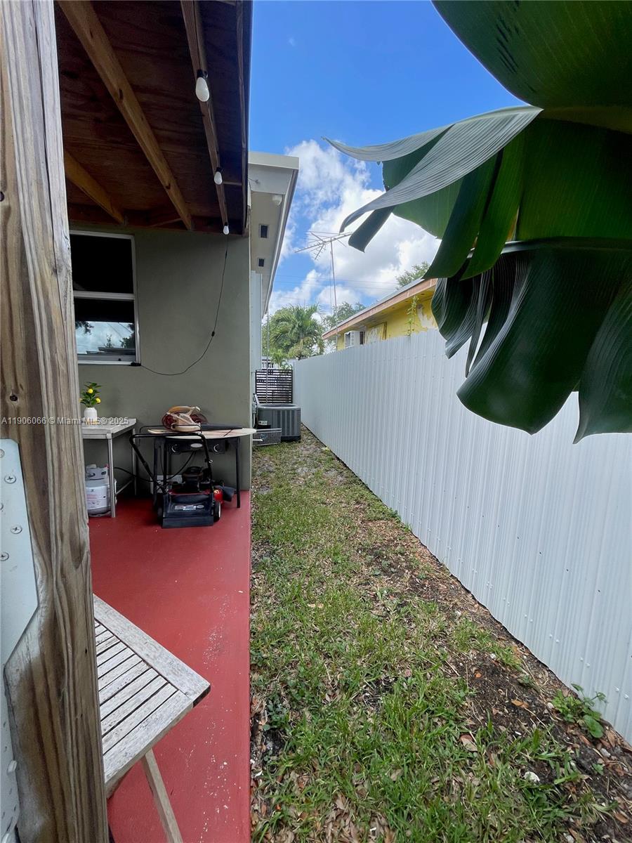 EVERGLADES AVE HTS ADDN - Residential