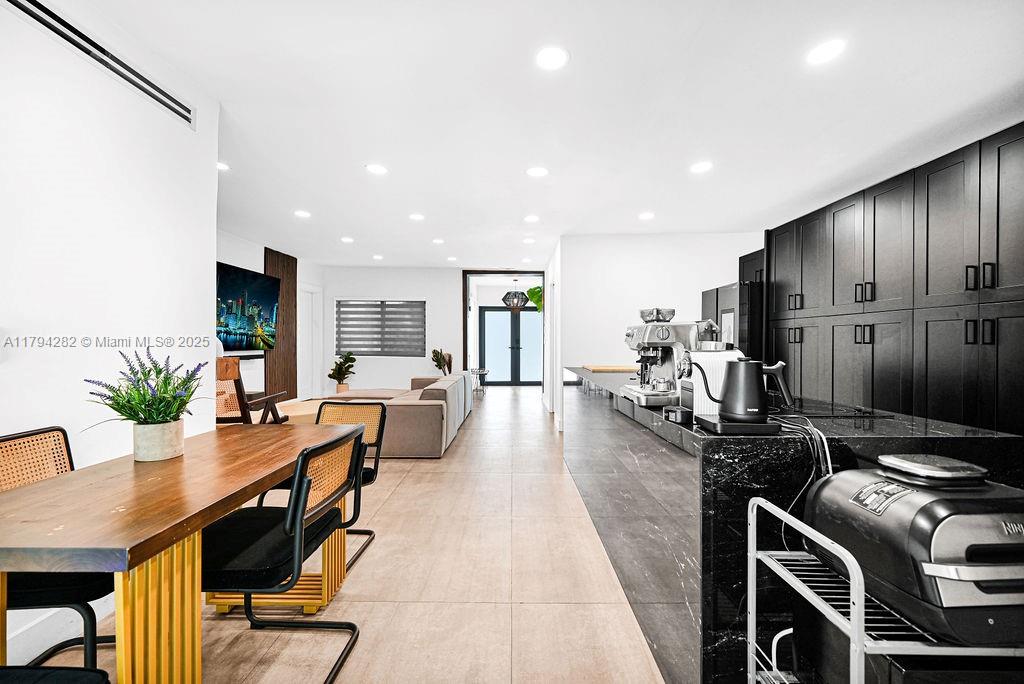 SHADOWLAWN EXTENSION SUB - Residential