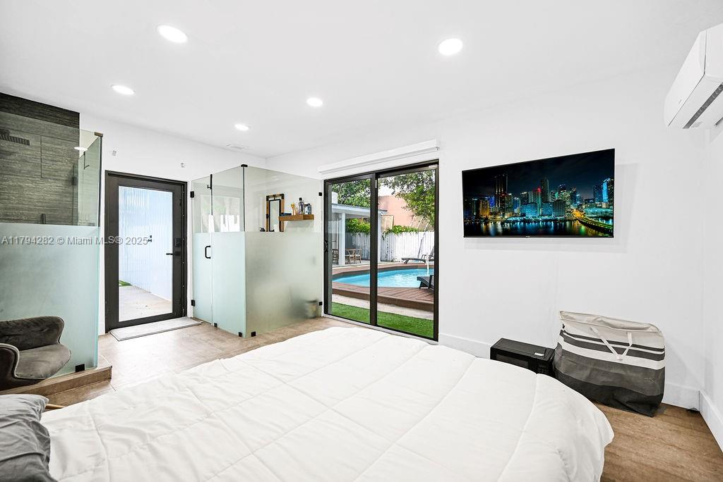 SHADOWLAWN EXTENSION SUB - Residential