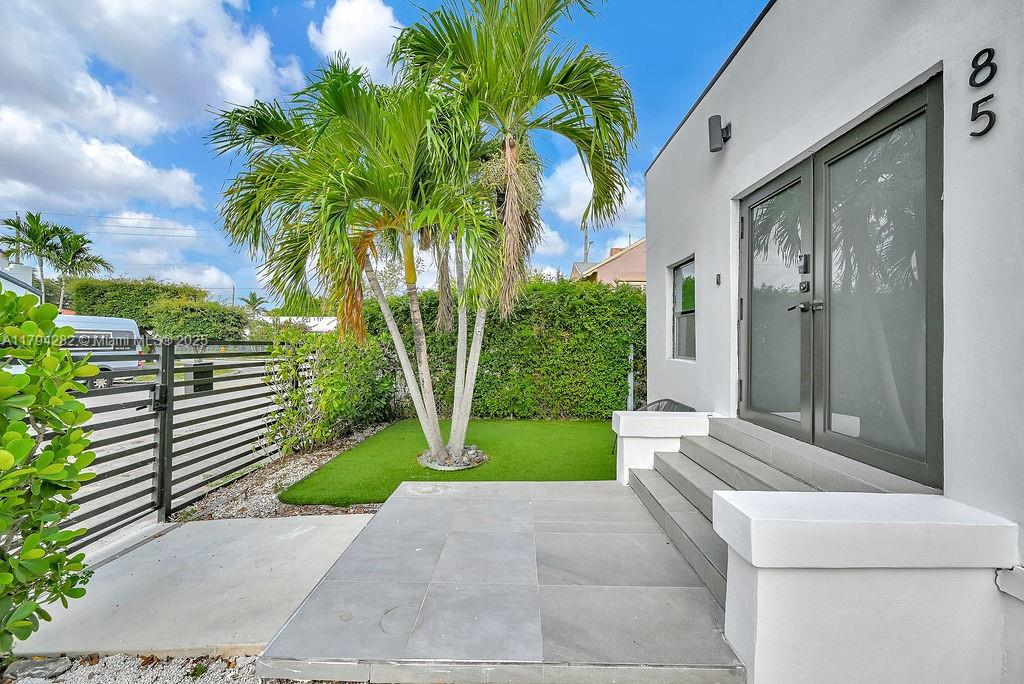 SHADOWLAWN EXTENSION SUB - Residential