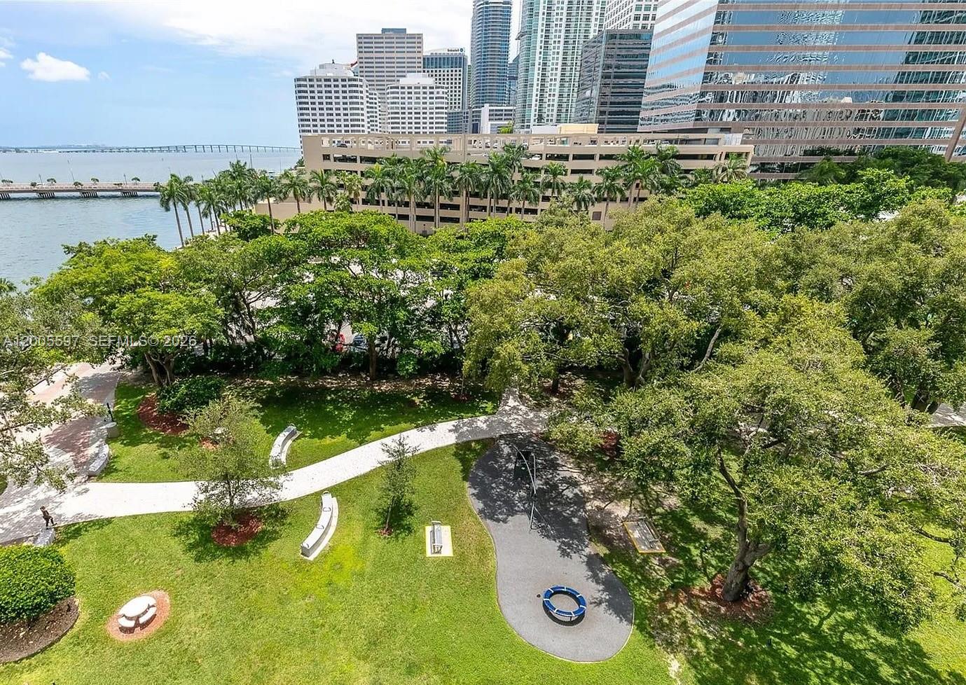 ICON BRICKELL NO TWO - Residential