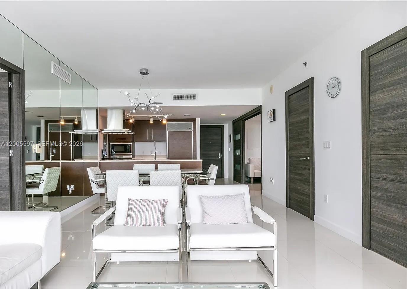 ICON BRICKELL NO TWO - Residential