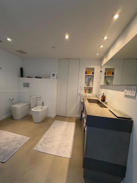 Tiny photo for 9 Island Ave #2207, Miami Beach, FL 33139 (MLS # A12006167)