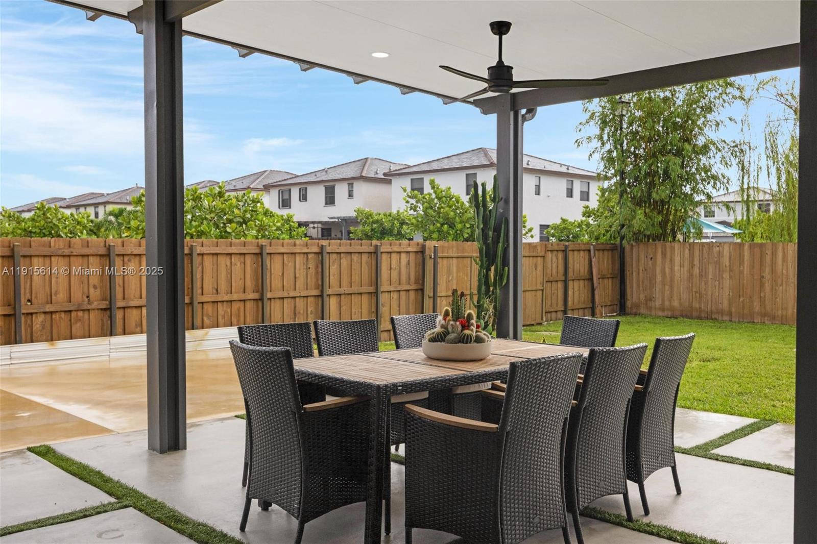 S ALLAPATTAH GARDENS - Residential