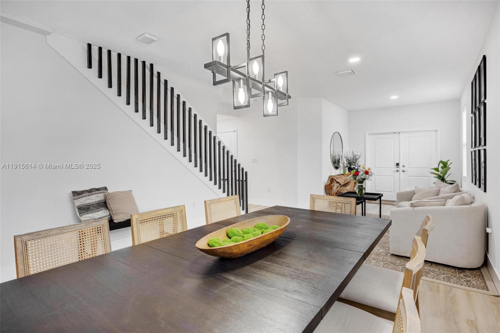 S ALLAPATTAH GARDENS - Residential