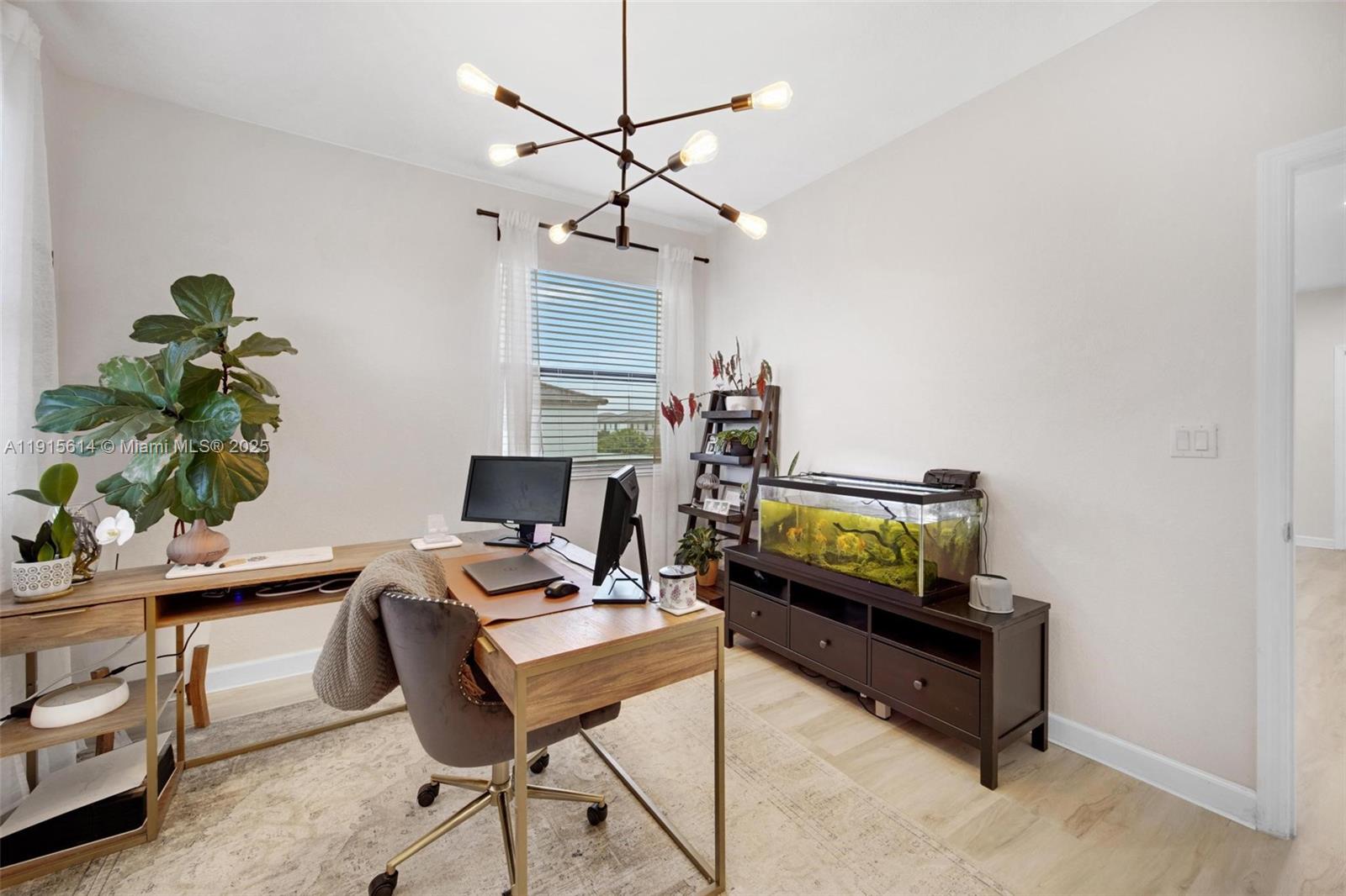 S ALLAPATTAH GARDENS - Residential