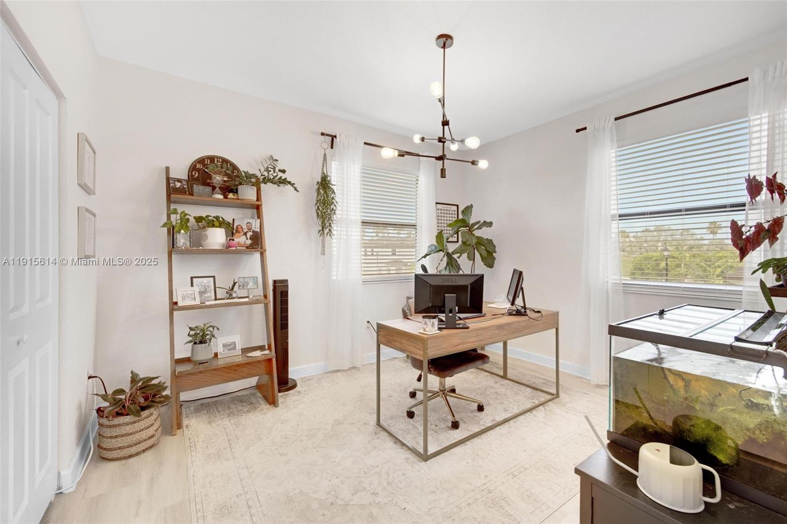 S ALLAPATTAH GARDENS - Residential