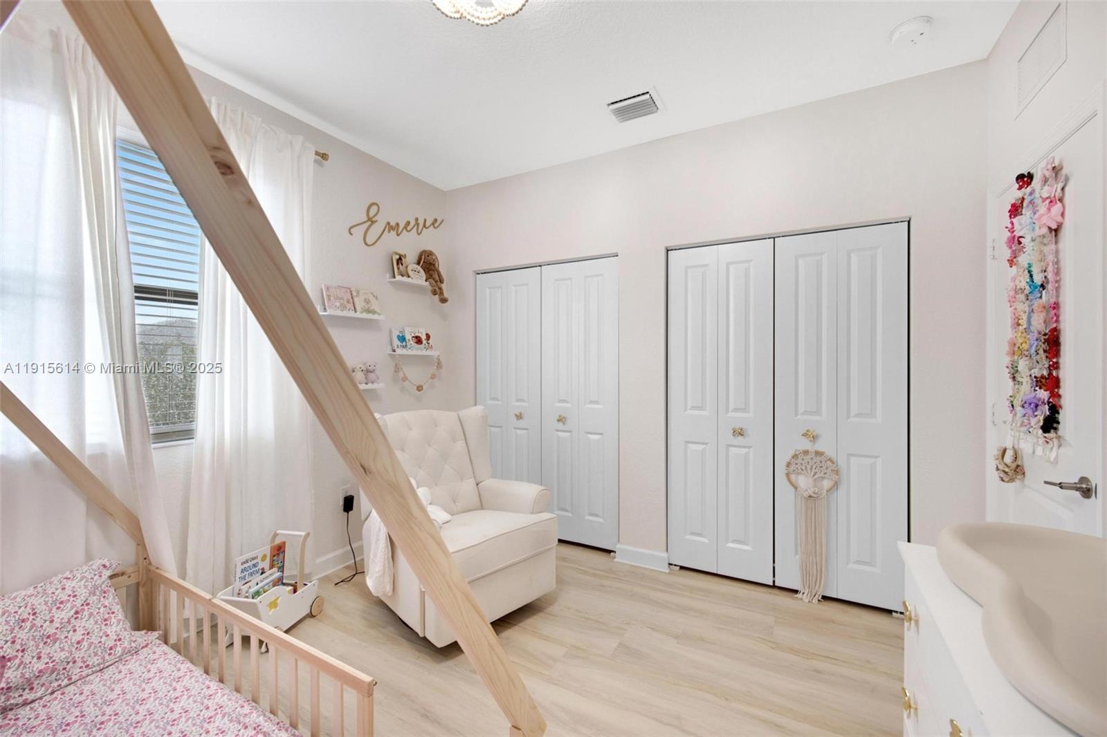 S ALLAPATTAH GARDENS - Residential