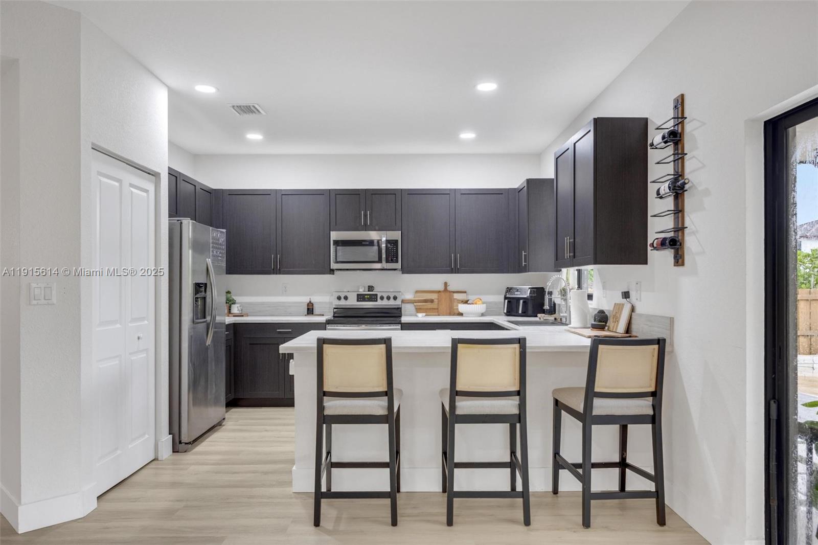 S ALLAPATTAH GARDENS - Residential