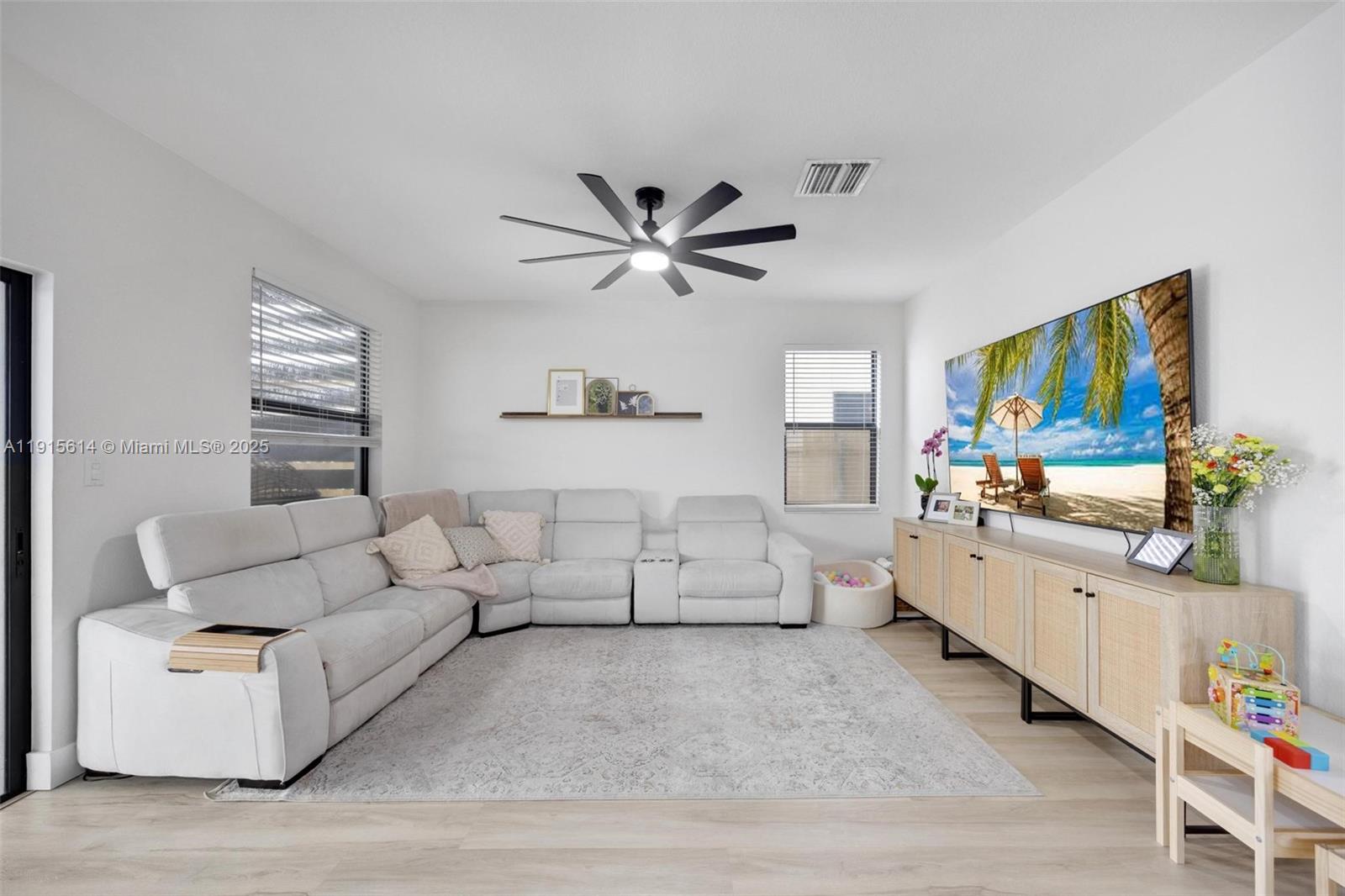 S ALLAPATTAH GARDENS - Residential