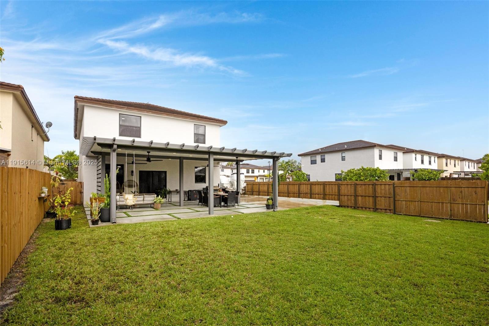 S ALLAPATTAH GARDENS - Residential