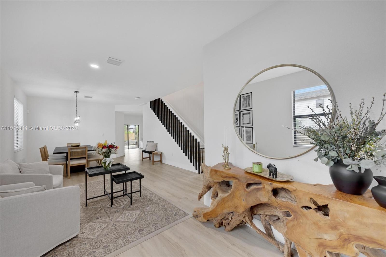 S ALLAPATTAH GARDENS - Residential