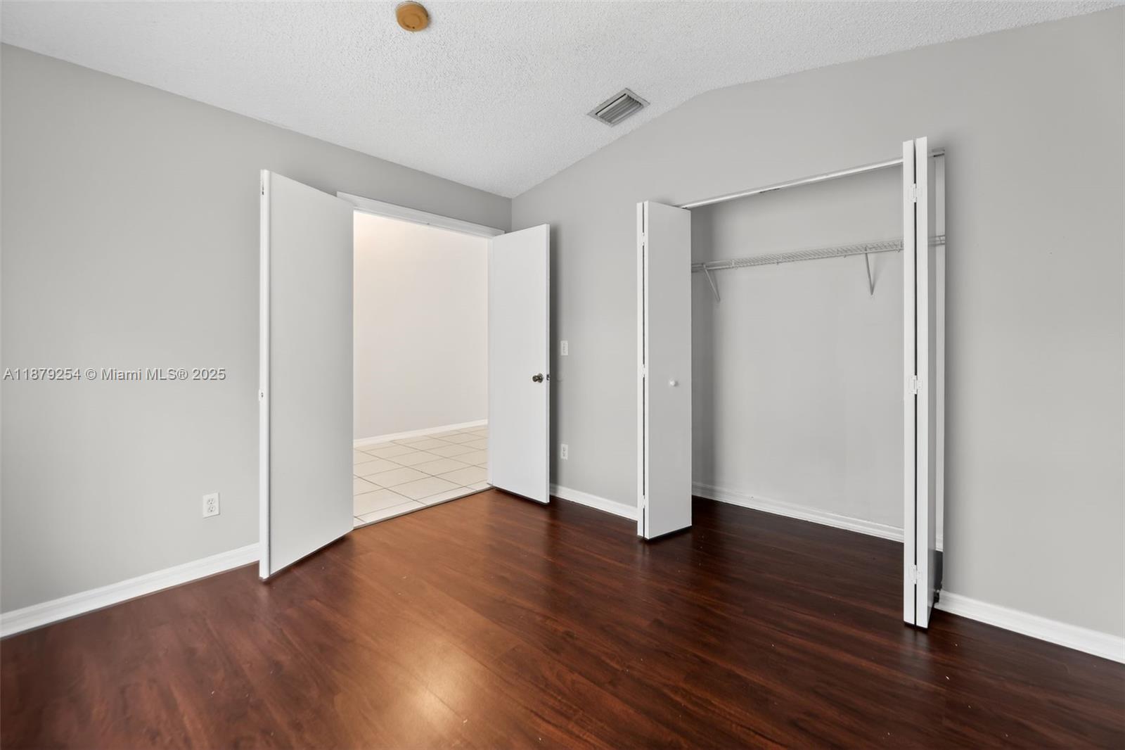 CENTEX-REPLAT OF A PORTIO - Residential