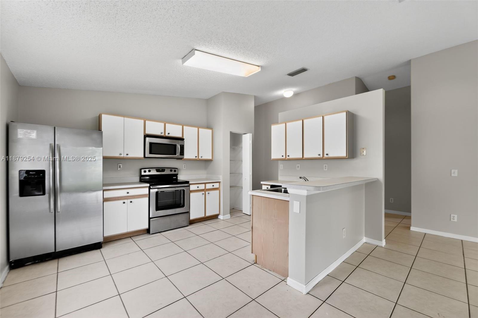 CENTEX-REPLAT OF A PORTIO - Residential