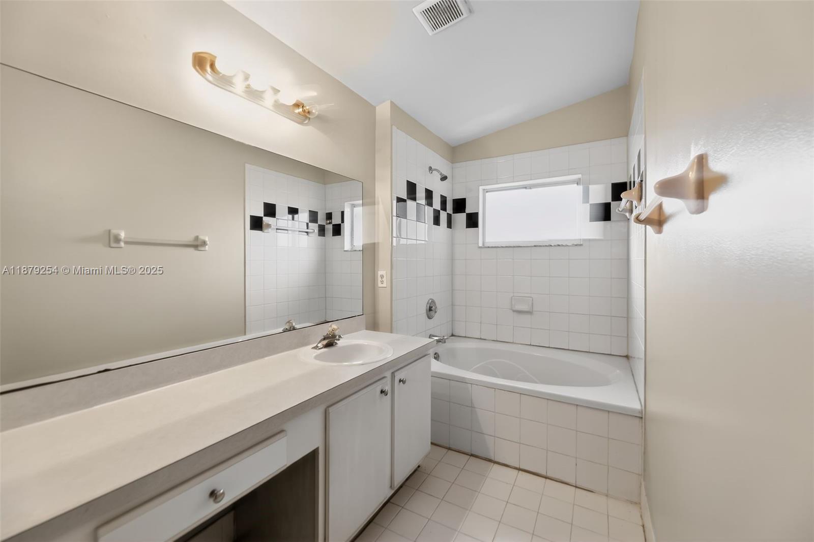 CENTEX-REPLAT OF A PORTIO - Residential