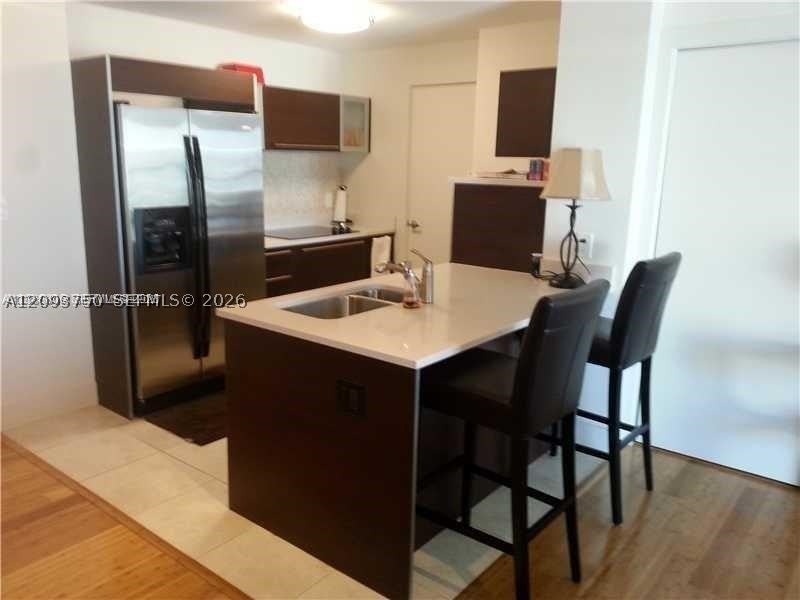 1900 N Bayshore Dr 3916