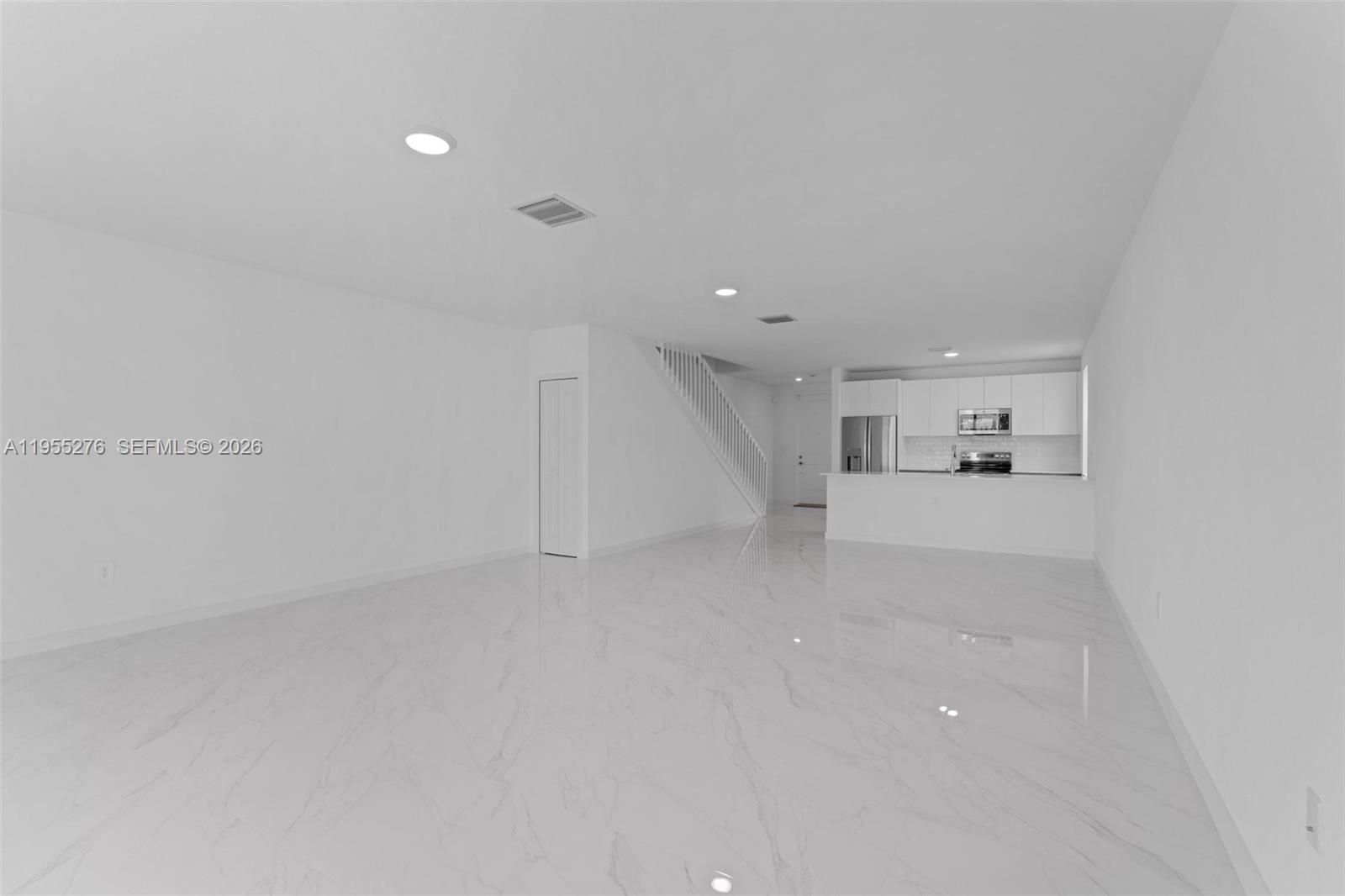 SUNRISE ESTATES - Residential