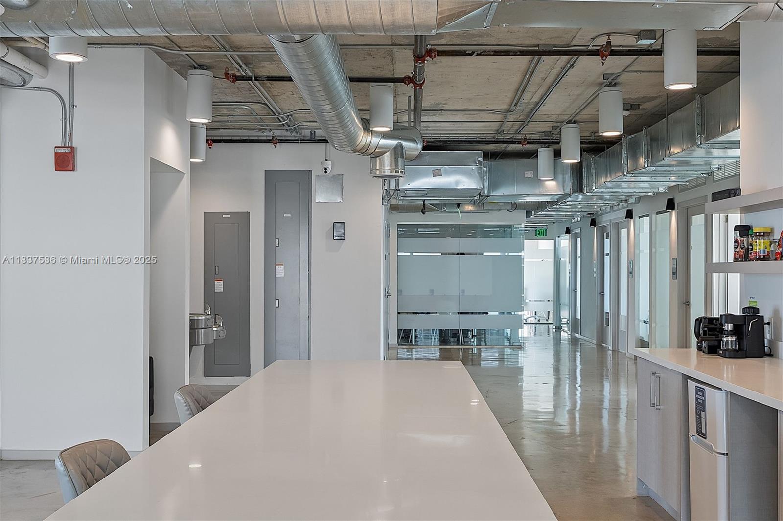 58sf Professional office space available just off of the i95 & 7th st, with quick access to the Brickell area • 10th Floor: 58sf available • $585/month • Conference Room • Available Immediately