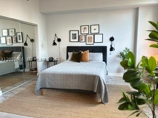 133 NE 2nd Ave 915