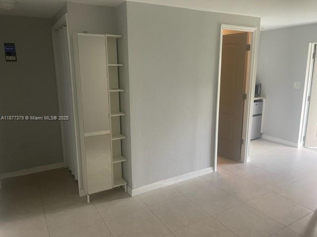 OAKLAND PARK SECOND ADD - Residential Income