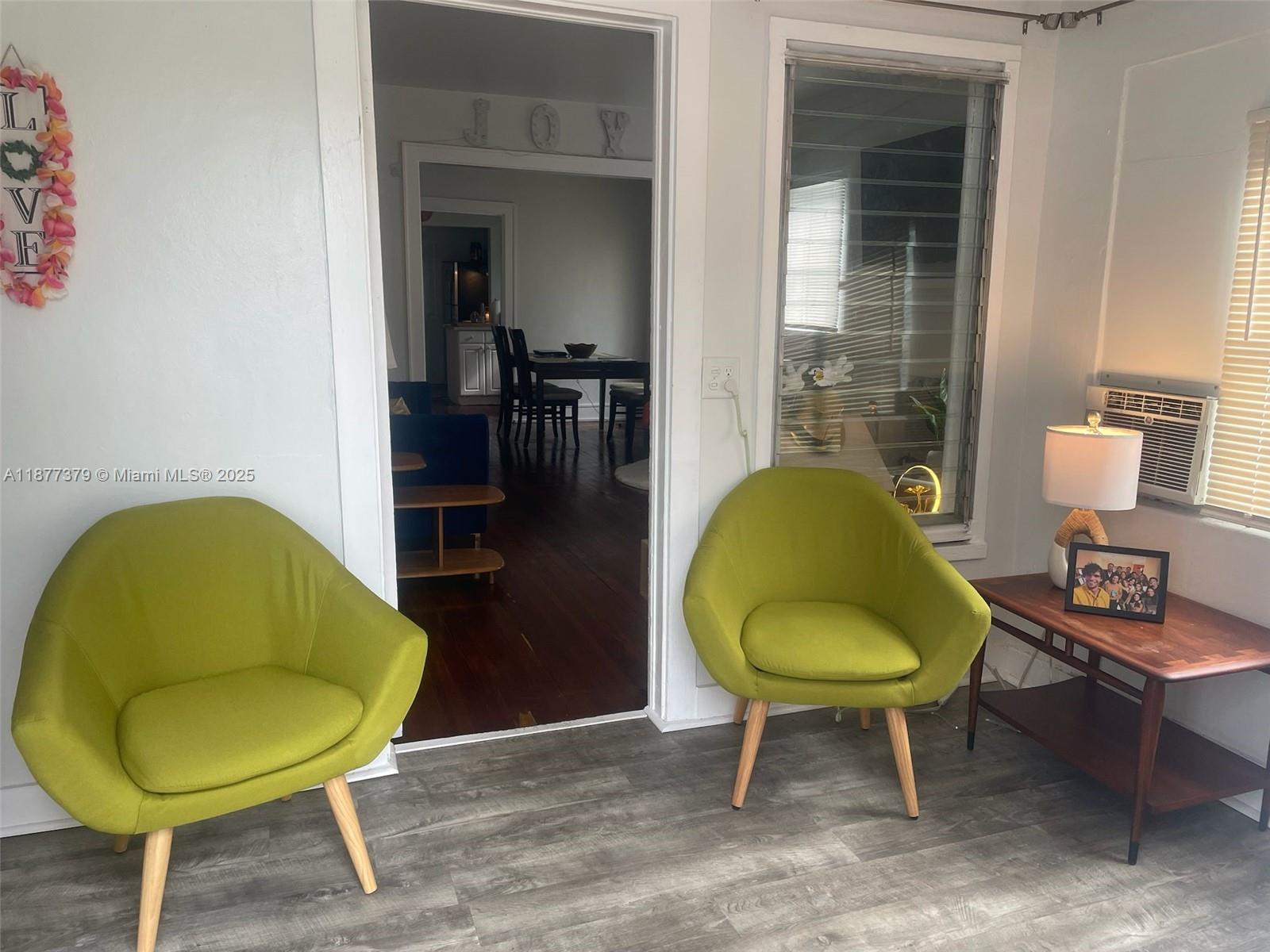 OAKLAND PARK SECOND ADD - Residential Income
