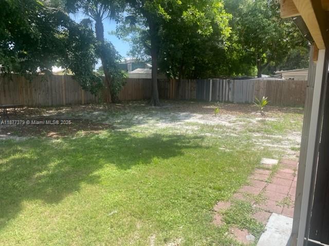 OAKLAND PARK SECOND ADD - Residential Income
