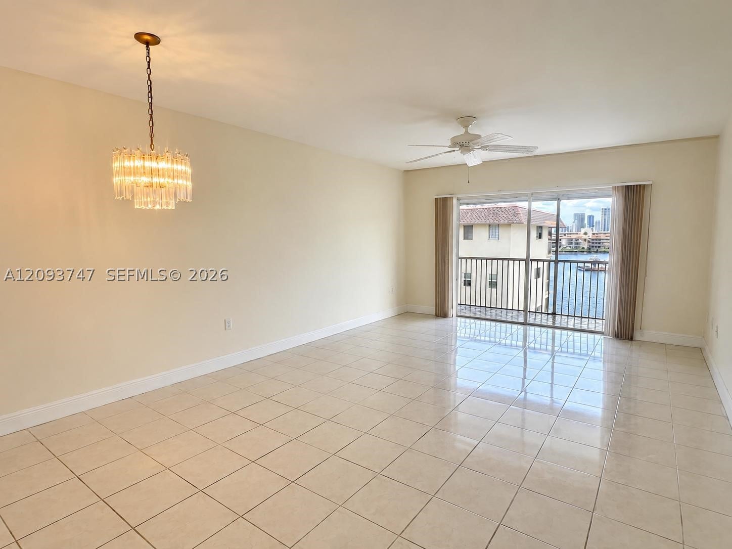 2200 Diana Dr 410