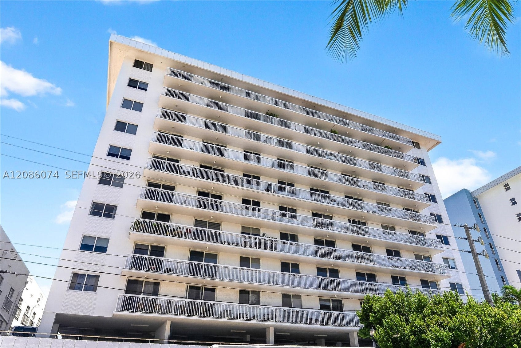 Properties 4 401 Ocean Dr 518