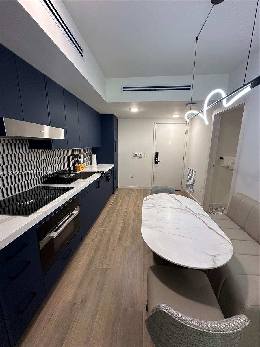 The Avenue Coral Gables - Residential