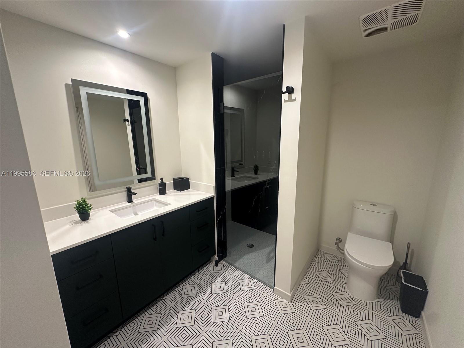 The Avenue Coral Gables - Residential