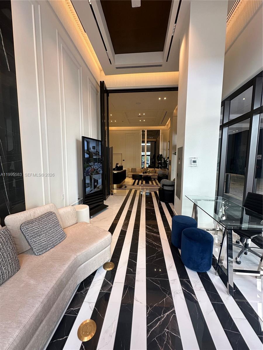 The Avenue Coral Gables - Residential