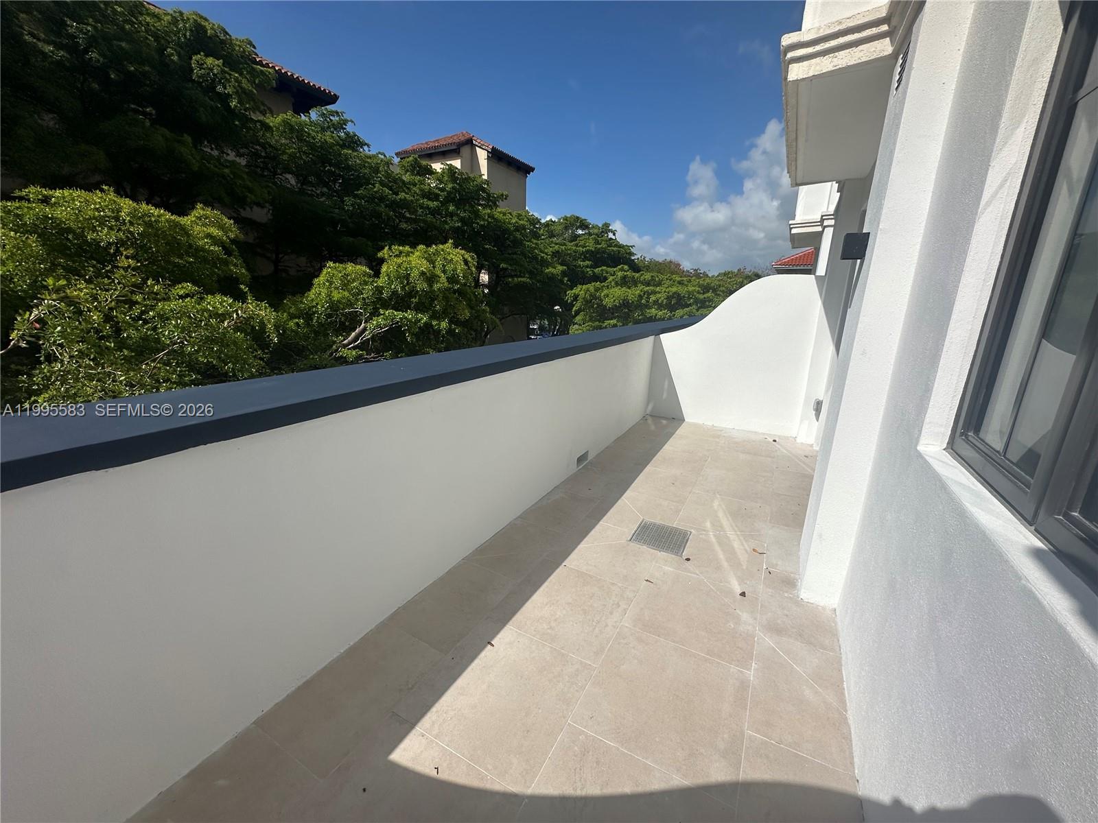 The Avenue Coral Gables - Residential