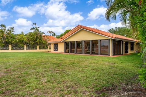 Tiny photo for 14452 SW 43rd Ter, Miami, FL 33175 (MLS # A12005783)