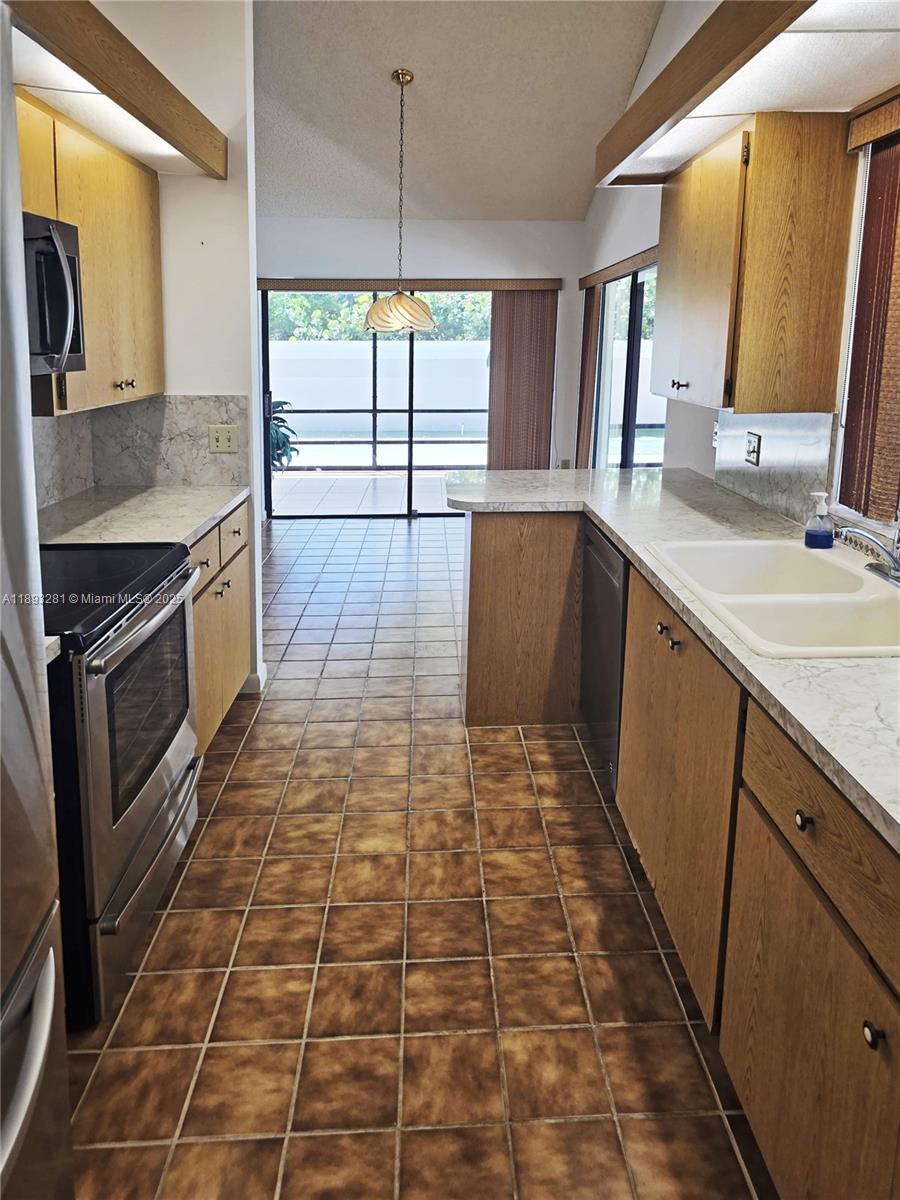 RIDGE AT THE BLUFFS - Residential